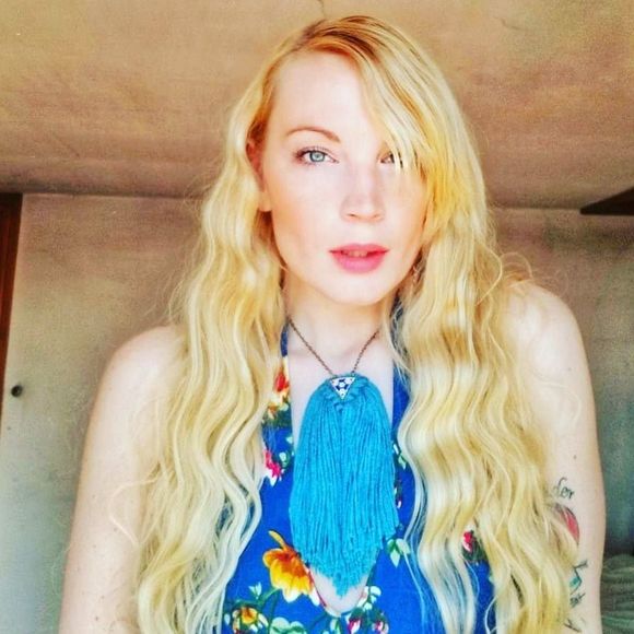 Meet your Posher, Tanisha - Picture 1 of 1